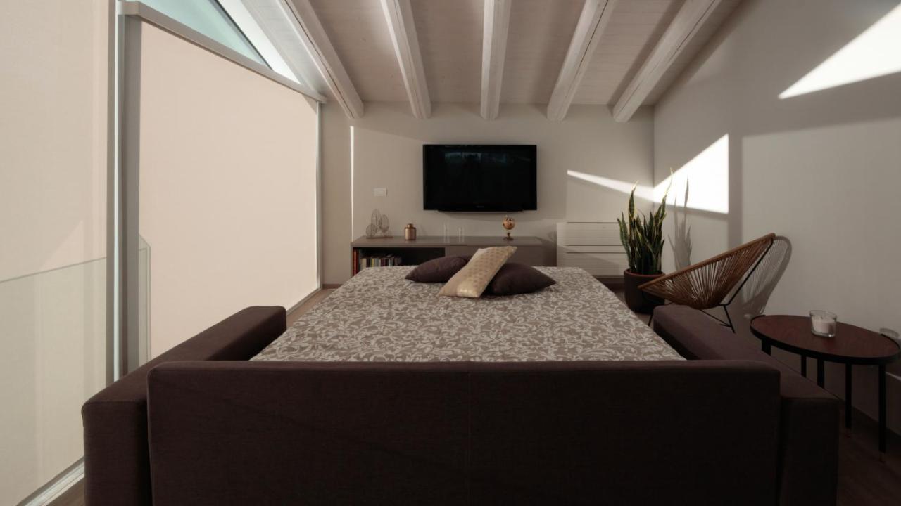 Italianway - Villa Paloma Marone Exterior foto